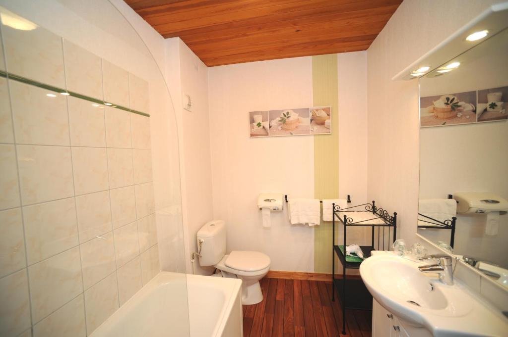 Hotel Fontaine, Morlaix Bilik gambar